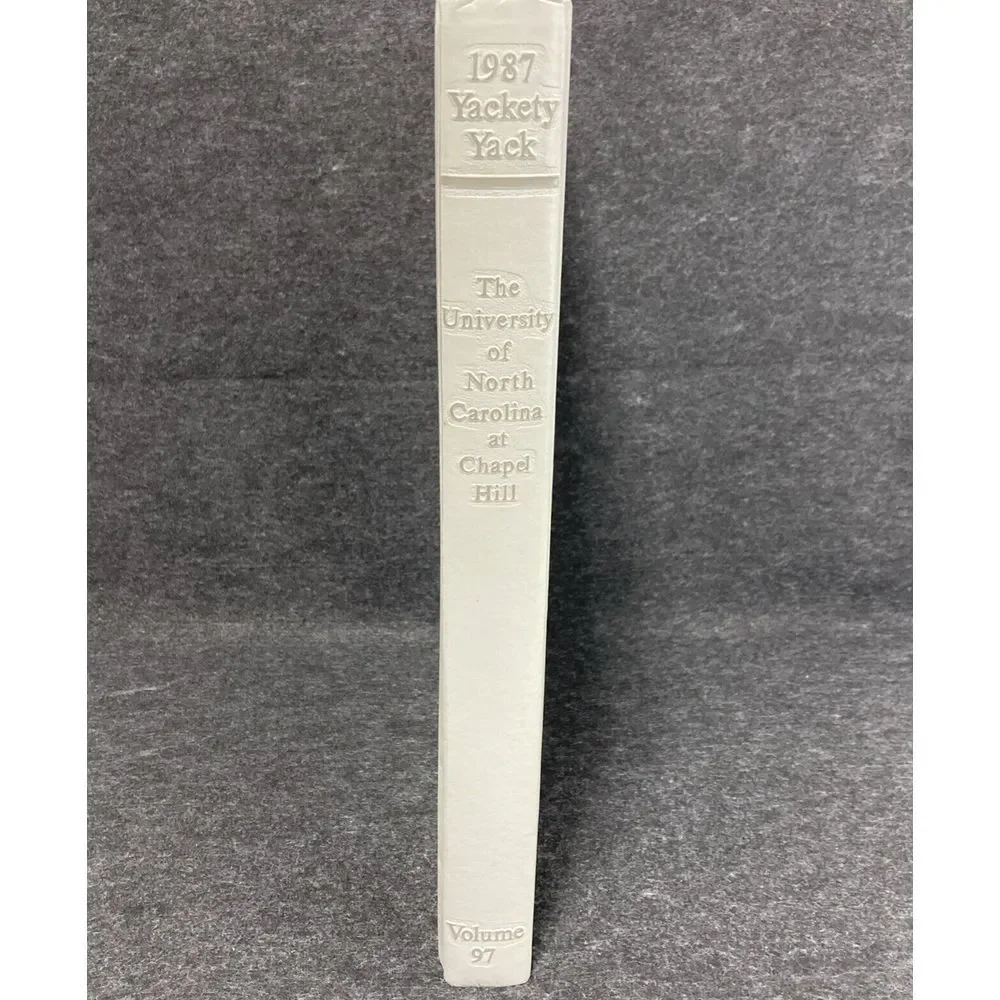 1987 Yackety Yack University of‎ North Carolina Yearbook Chapel Hill NC Vintage